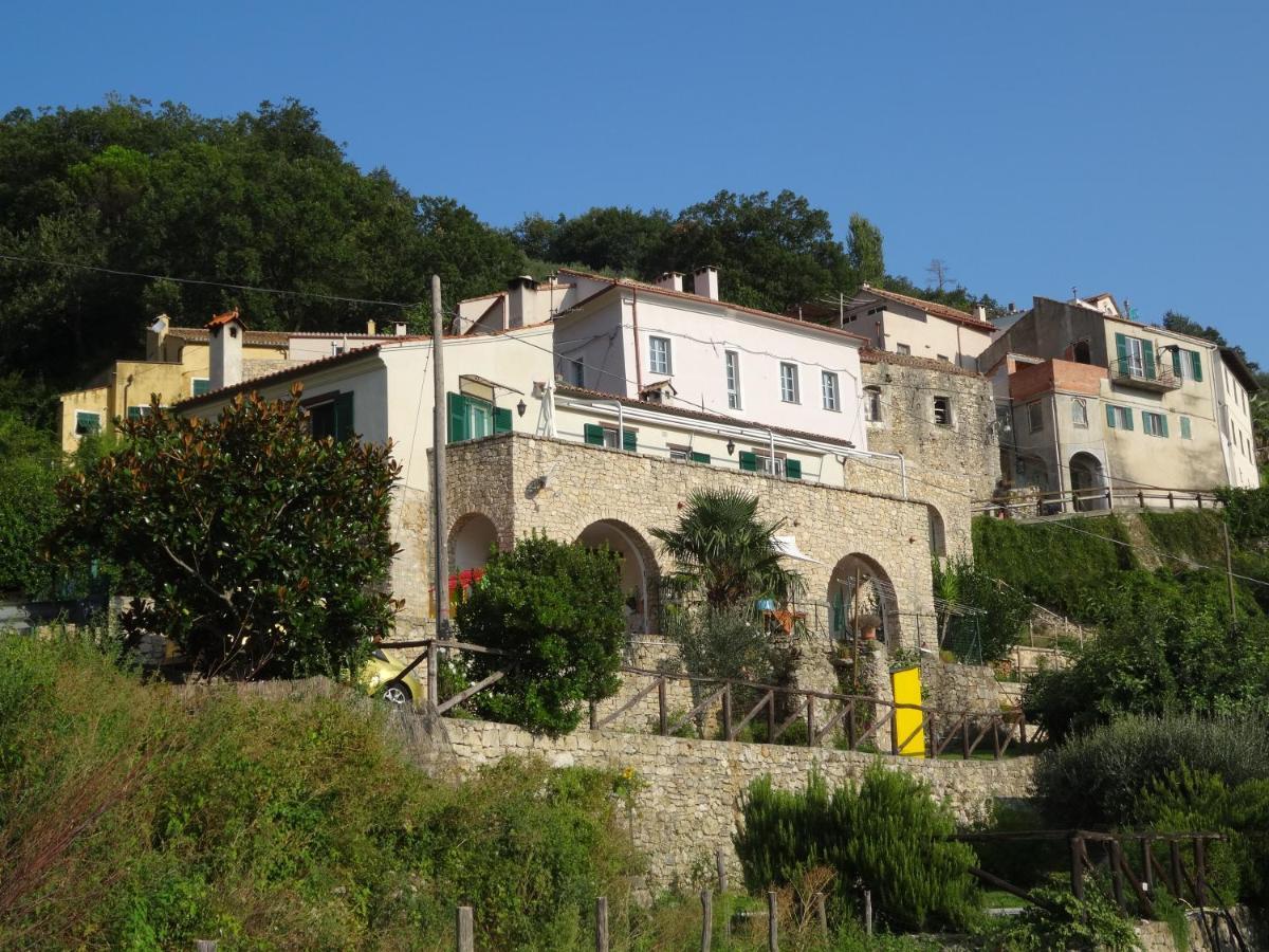B&B Rubando Le Nuvole Orco Feglino Kültér fotó