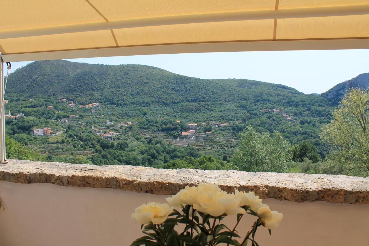 B&B Rubando Le Nuvole Orco Feglino Kültér fotó